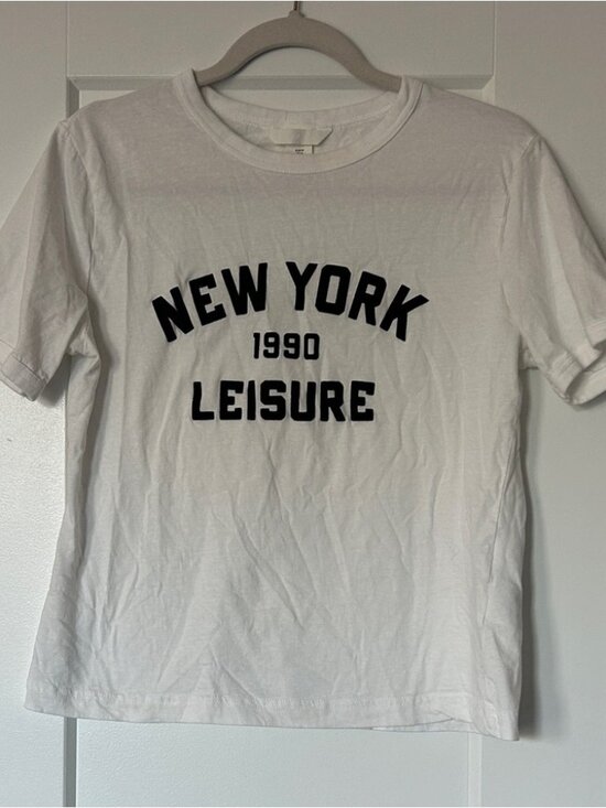 Tops - White Crewneck Short-Sleeve Tee
